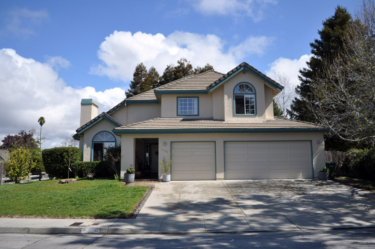 Image not yet loaded.