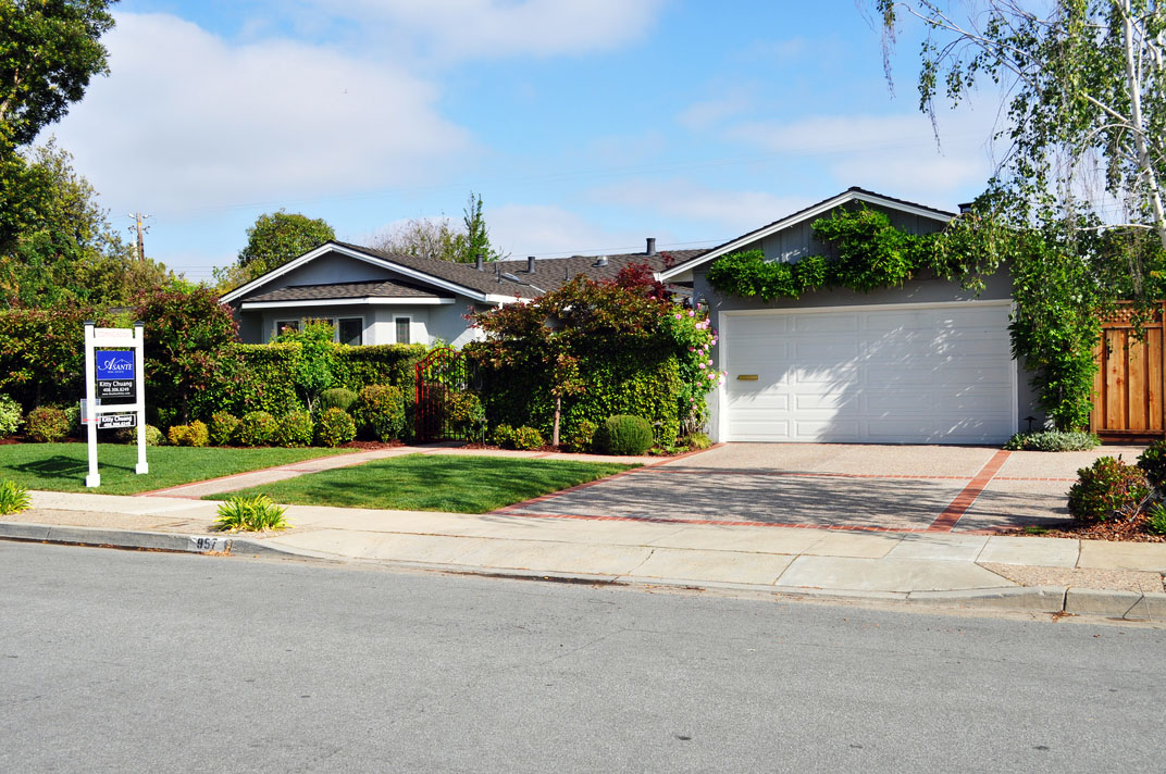 Image not yet loaded.