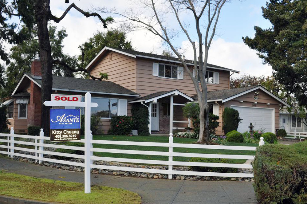 Image not yet loaded.